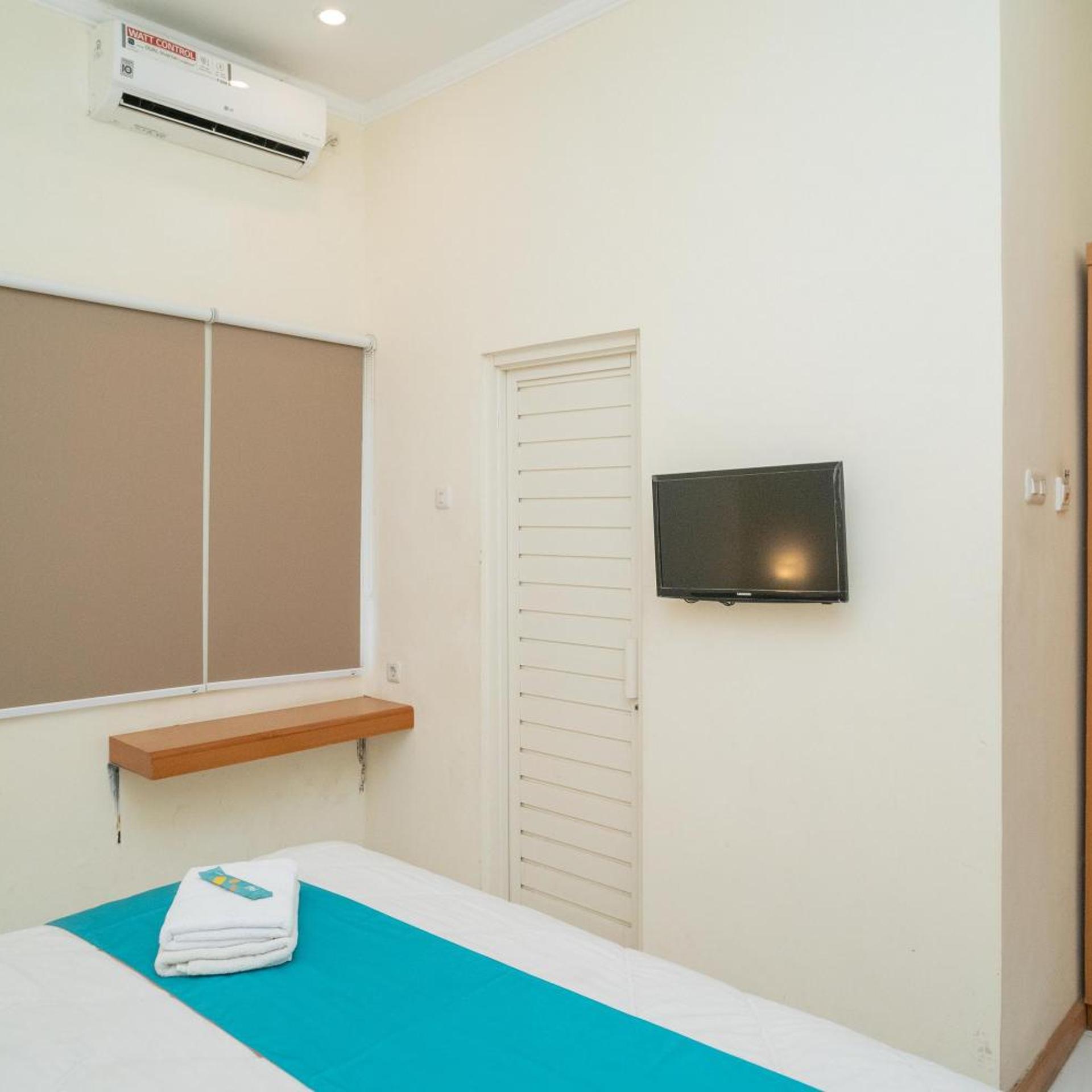 Sans Hotel Fif Fa Malang (ex OYO 3798 Fif fa Inn Pisang Kipas) 7/50