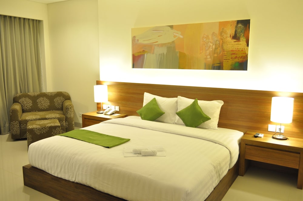 Taksu Sanur Hotel 23/76
