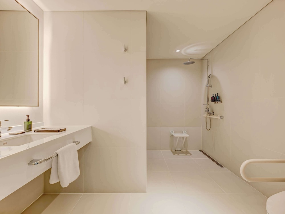 Ibis Styles Ambassador Seoul Yongsan 69/70