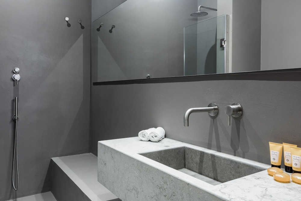 Elysium Suites Collection 36/40