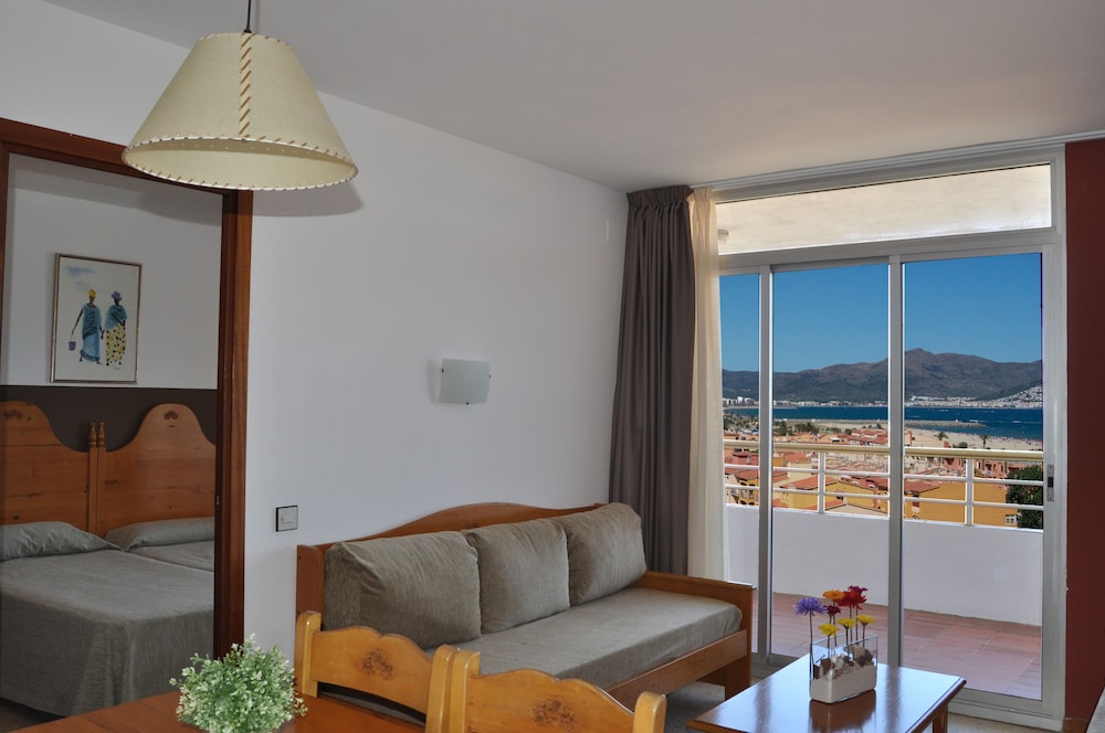 Xons Platja Hotel Apartaments 45/73