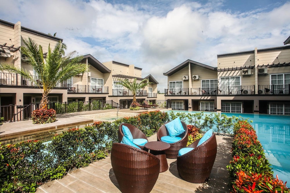 Royale Parc Hotel Tagaytay 3/41