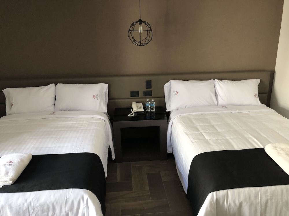 Hotel Isabel Unico 14/37