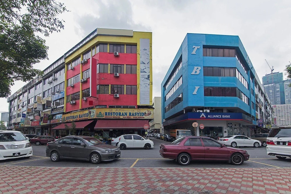 PUTERI AMPANG HOTEL 39/48