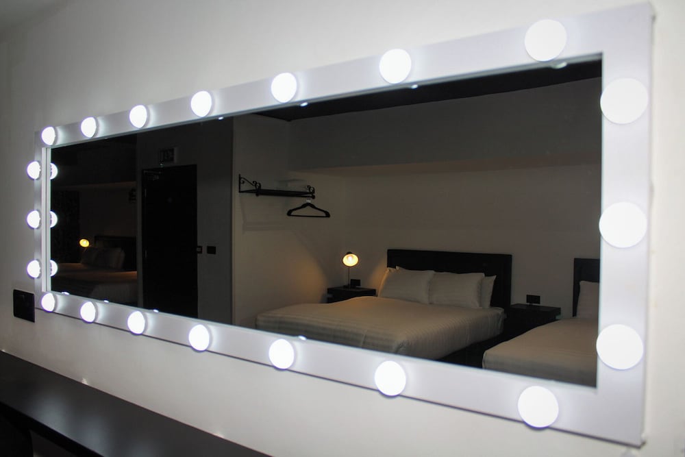 Signature Living Apart Hotel 3/57