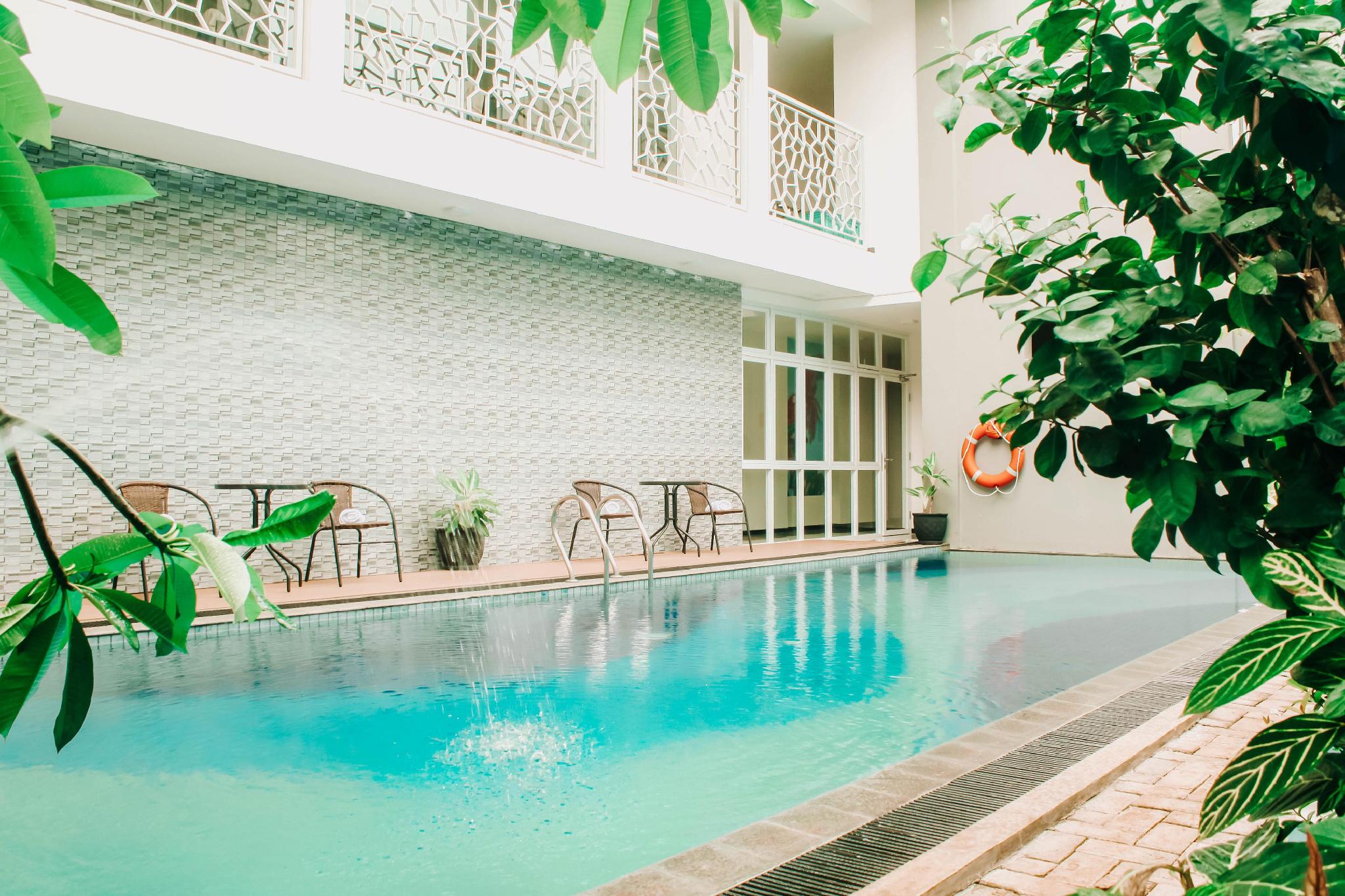 Hotel SG17 TUBAN 29/31