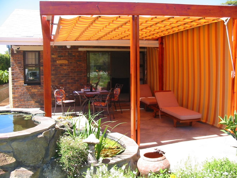 Ascot Gardens Self Catering 8/20