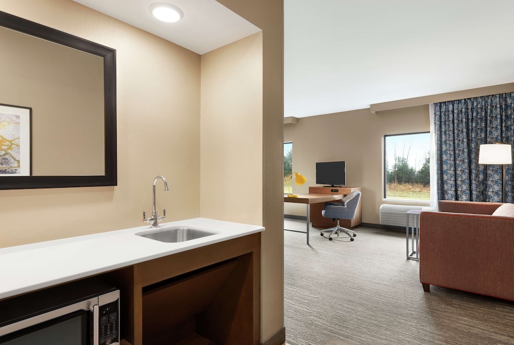Hampton Inn Suites Overland Park South Ks 15/44