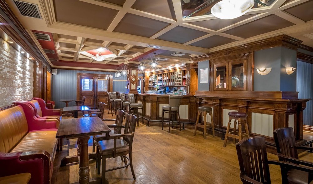 Talbot Hotel Wexford 35/45