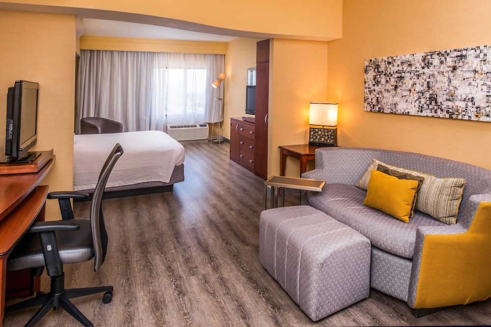 Courtyard Marriott Victorville 37/52