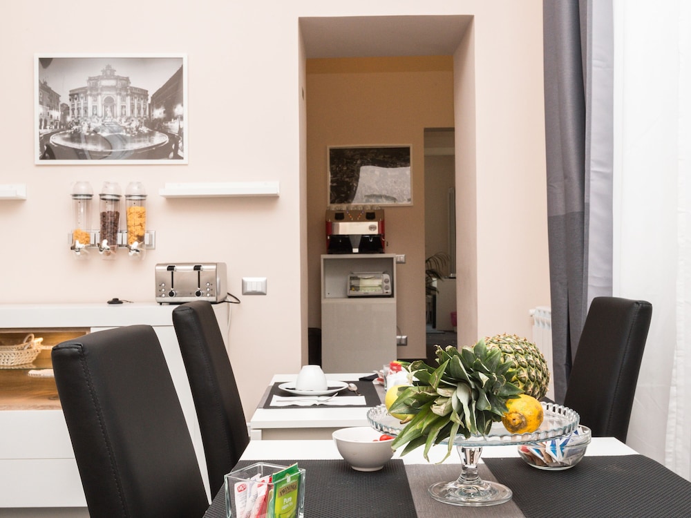 Arch Rome Suites 69/75