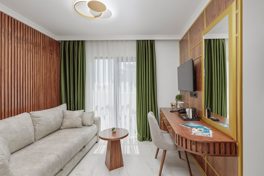 Hotel Diplomat 38/59