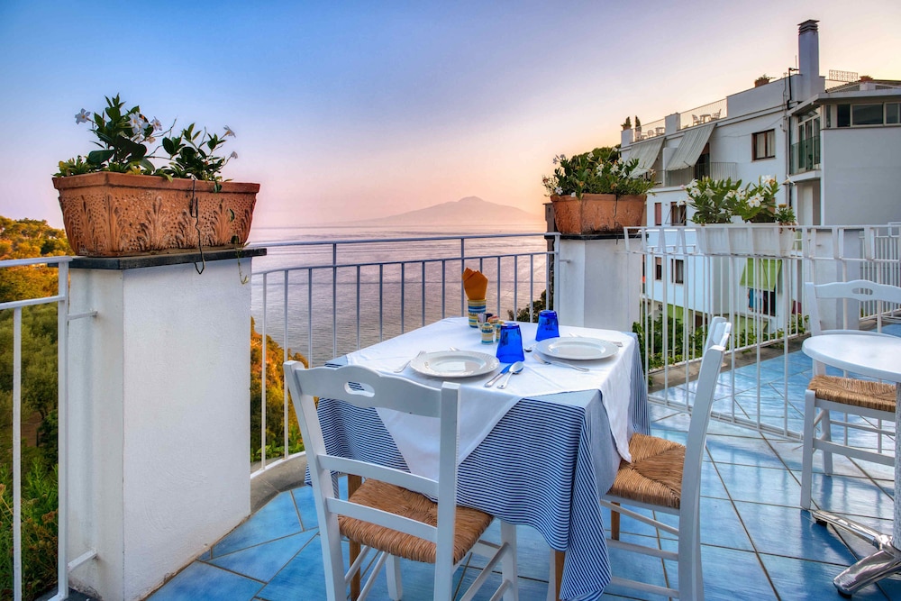 Boutique Hotel Helios - Adults Only 50/74