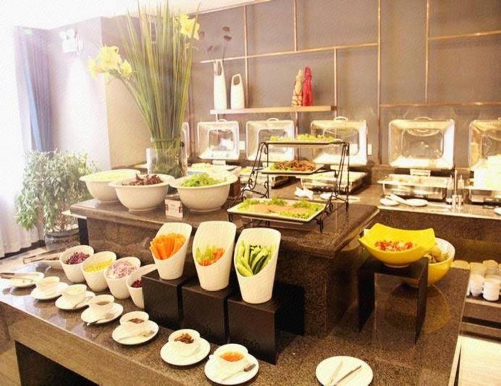 Yitel Hotel (Shenyang Sanhao Street Shengjing Hospital Branch) 42/50