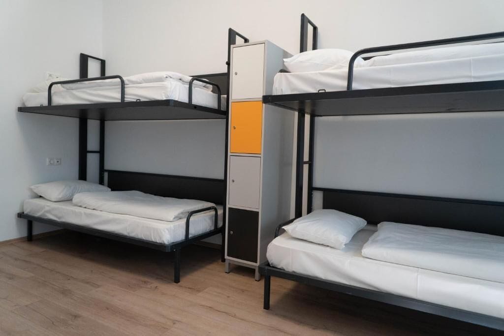 Mixed Dorm, Standard, 2 Bunk Beds
