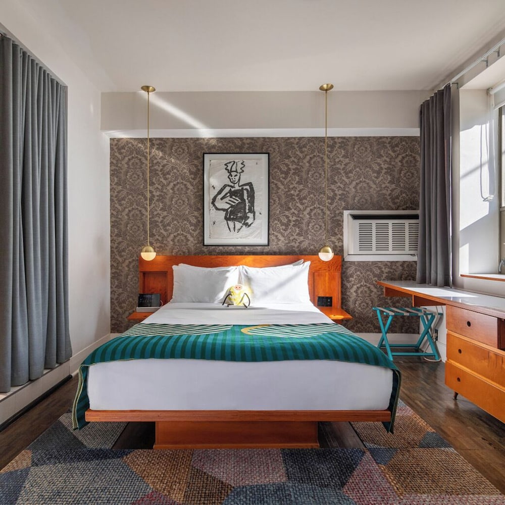 The Drake Hotel 23/66