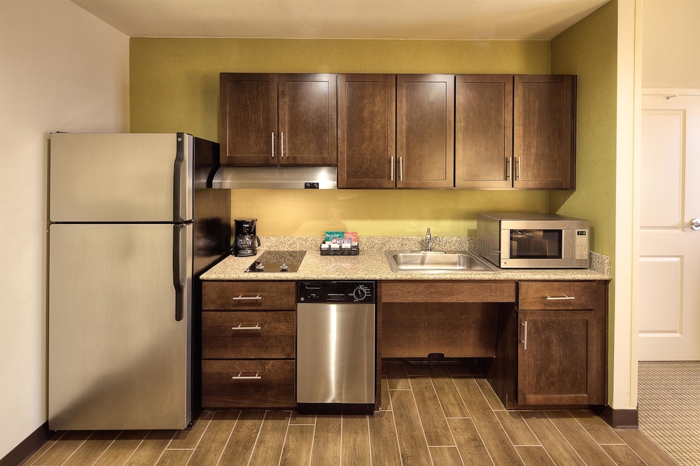 Homewood Suites Victoria 58/81