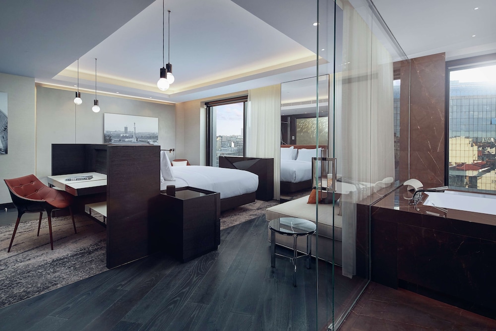 Hilton Belgrade 45/79