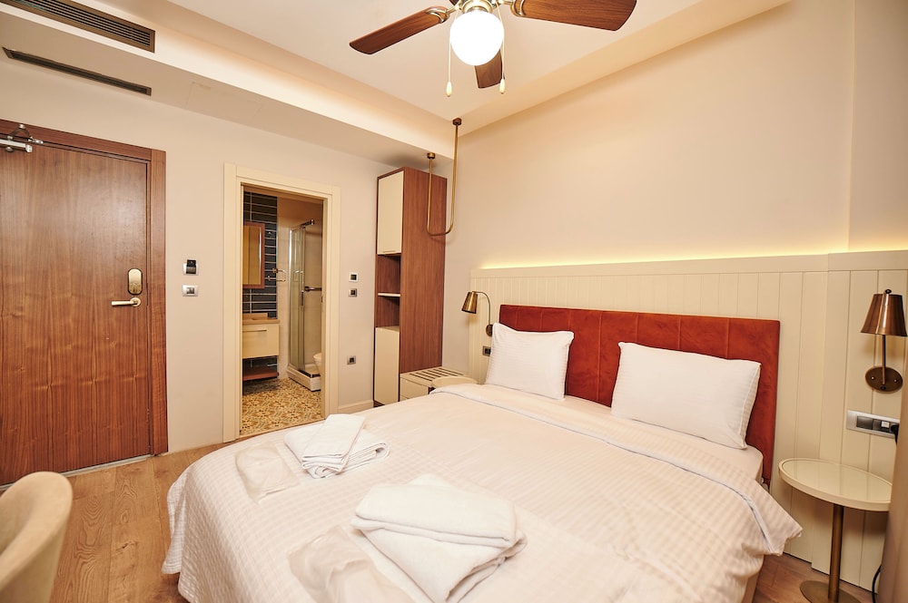 ECONOMY, DOUBLE BED