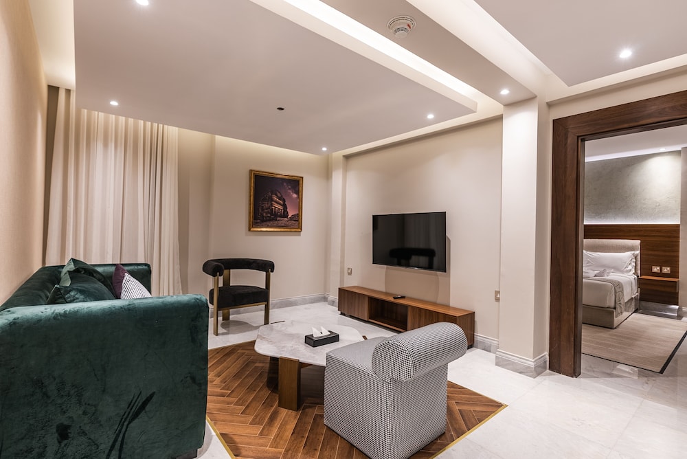 فندق تورا(Tura Residence Olaya) 53/61