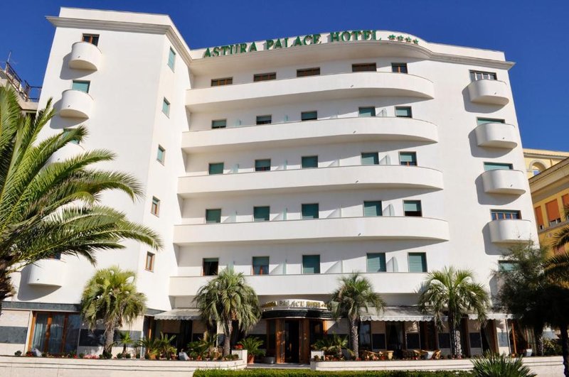 Astura Palace 2/78