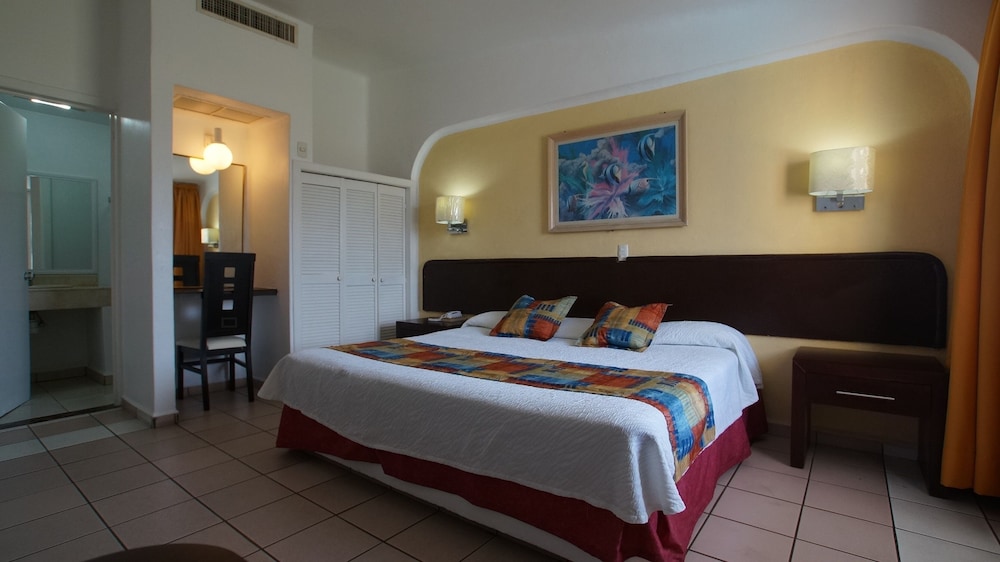 HOTEL MARBELLA 33/71