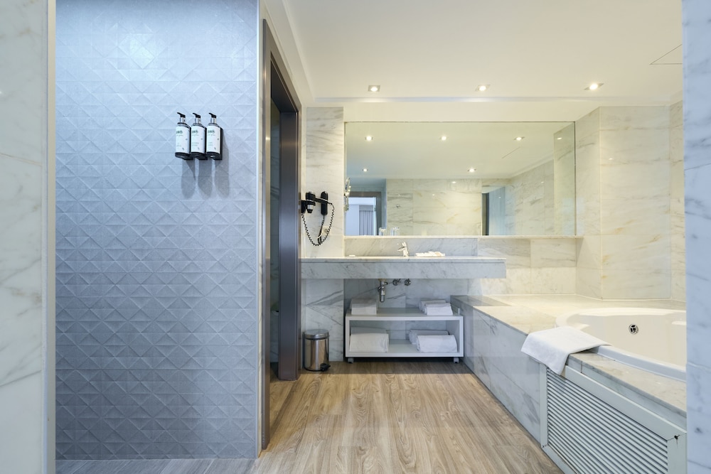 Catalonia Sabadell Hotel 50/50
