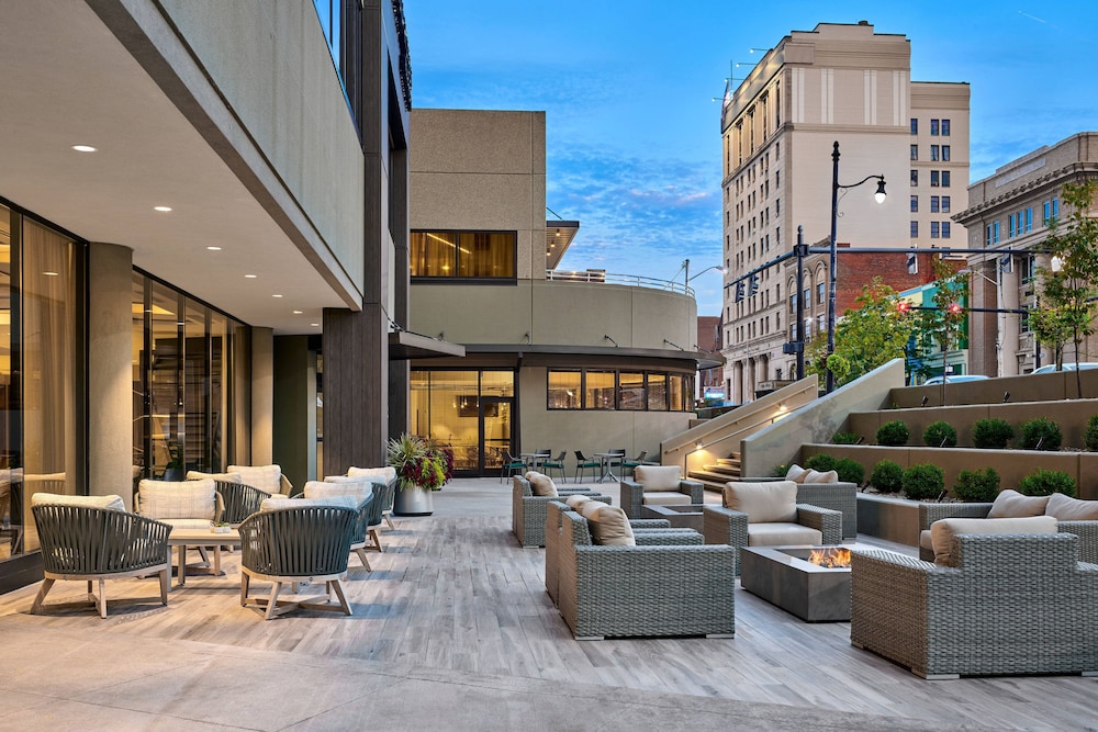 Delta Hotels By Marriott Ashland Downtown 1/54
