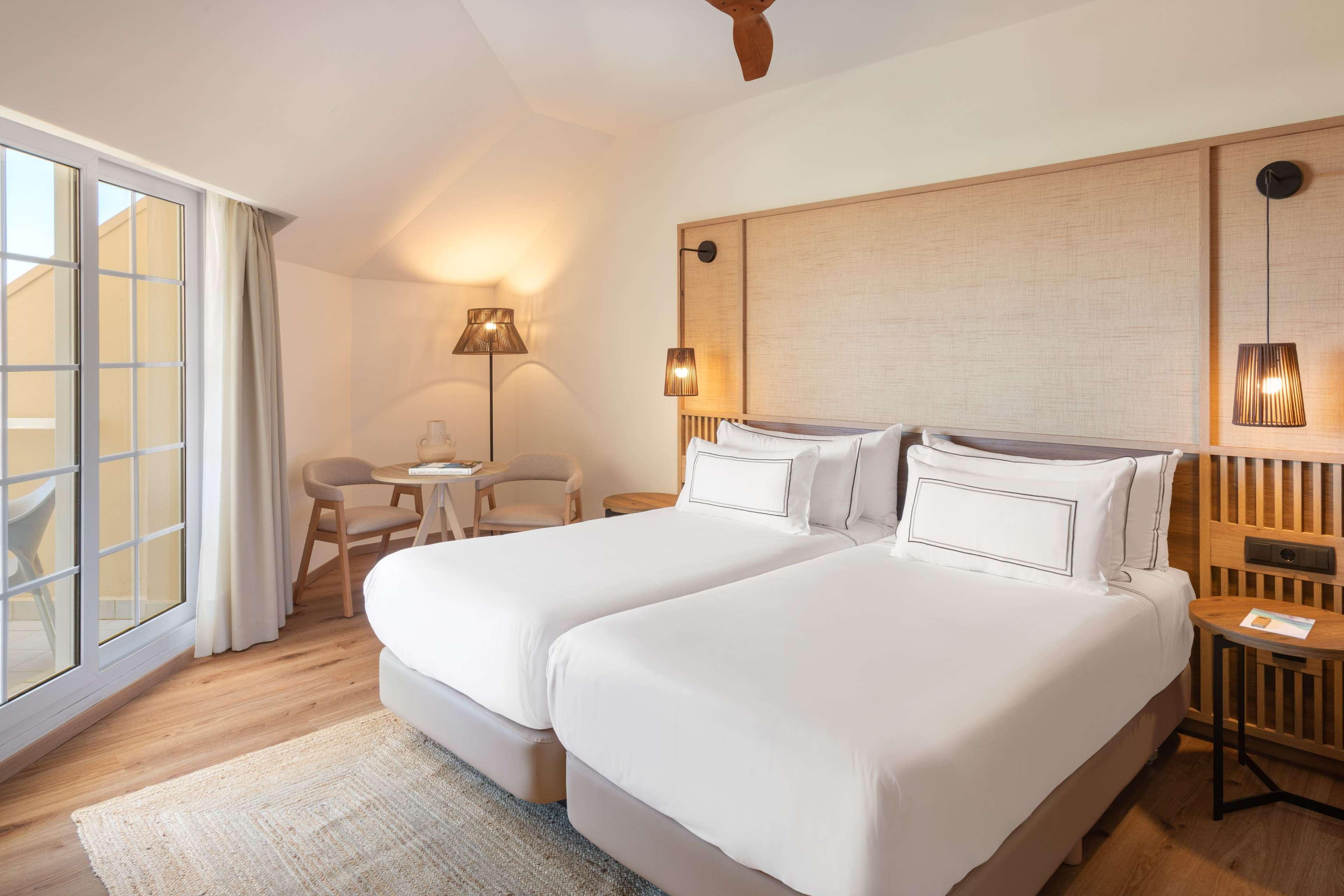 غرفة بريميوم بسرير مزدوج، Melia Atlantico Isla Canela 3/6