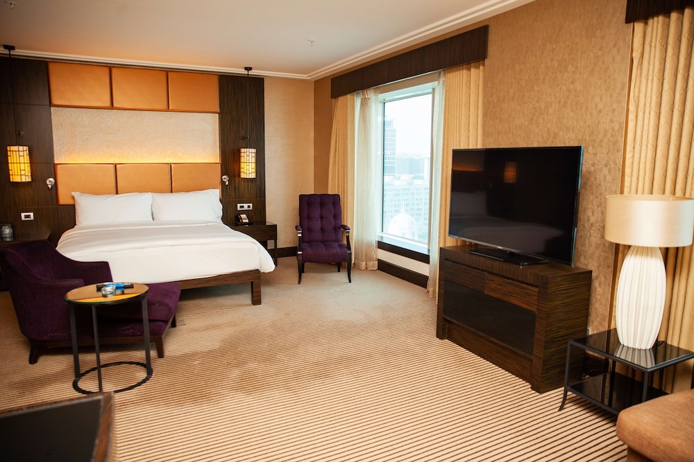 Hilton Baku 25/64