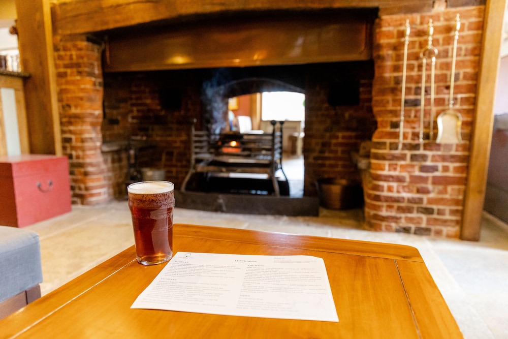 The Bell Inn New Forest 36/58