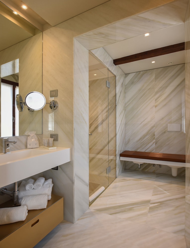 Santa Croce Boutique Hotel 64/65