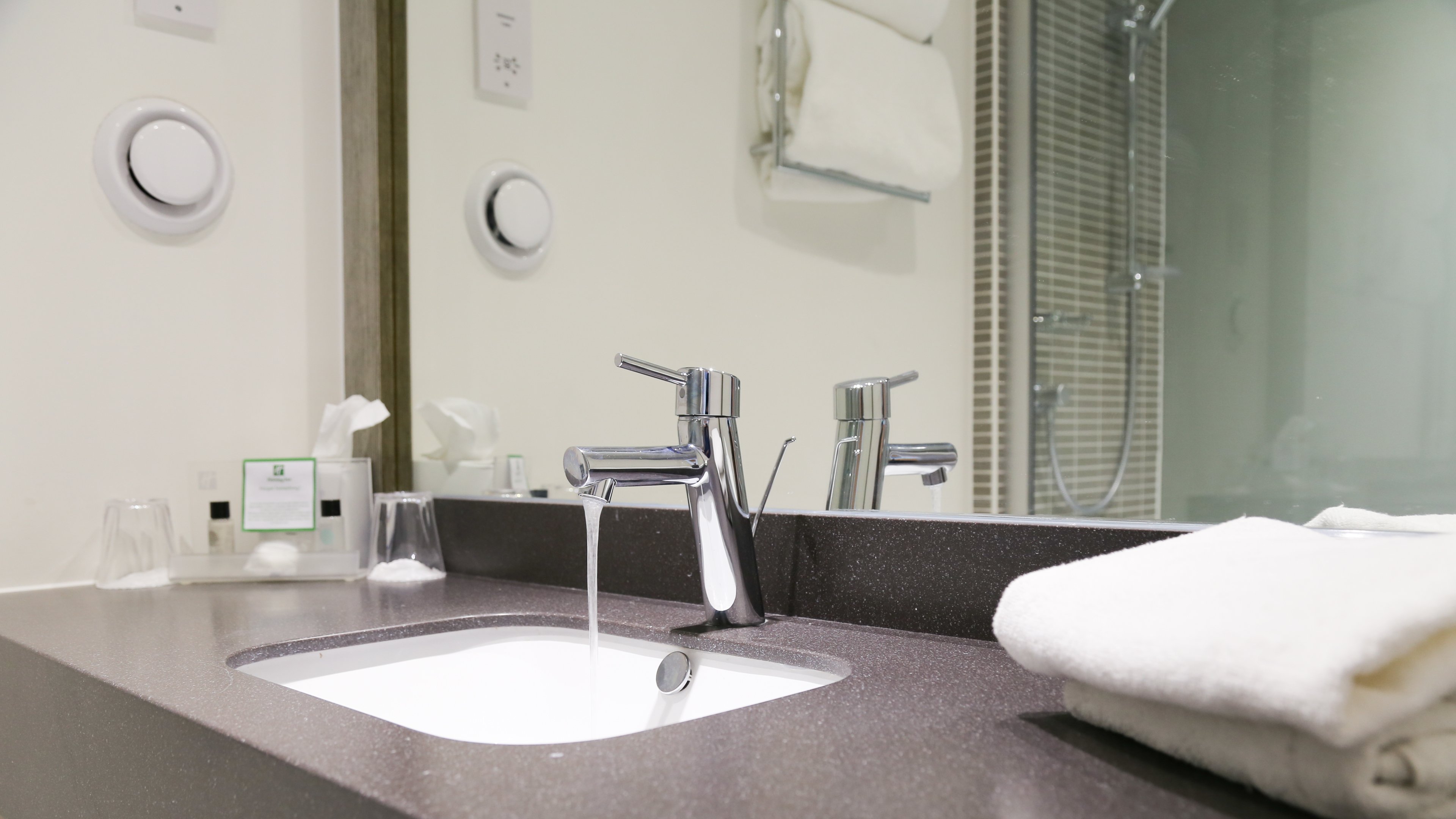 Holiday Inn Runcorn 50/50
