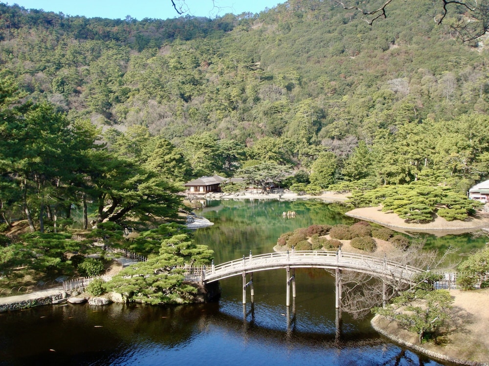 Toyoko Inn Takamatsu Hyogomachi 63/65