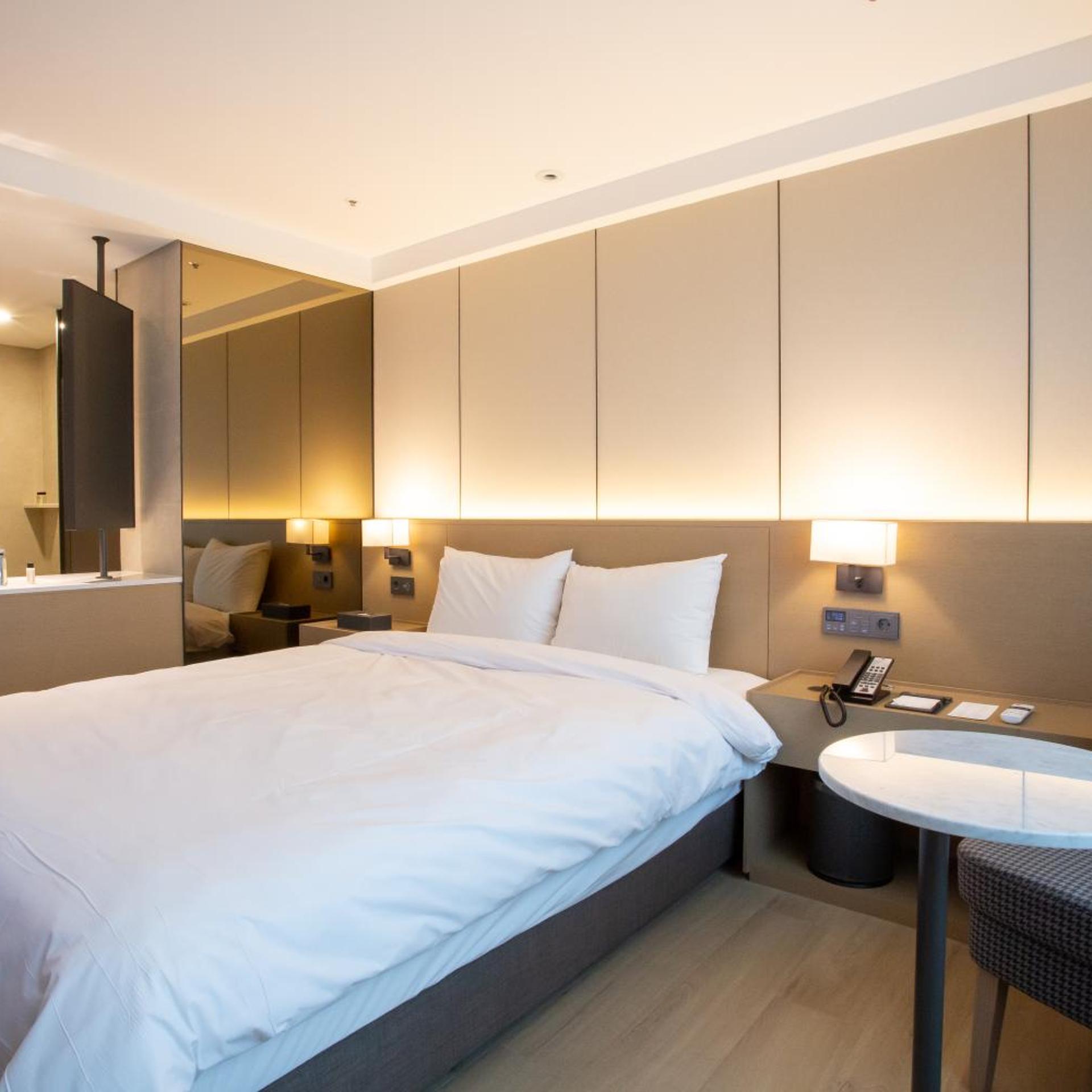 Pool, Heavenly, Deluxe, Double Bed