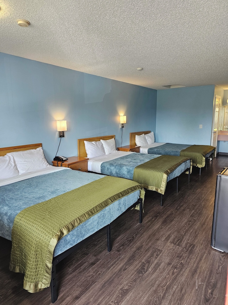 Sumner Motor Inn 17/55