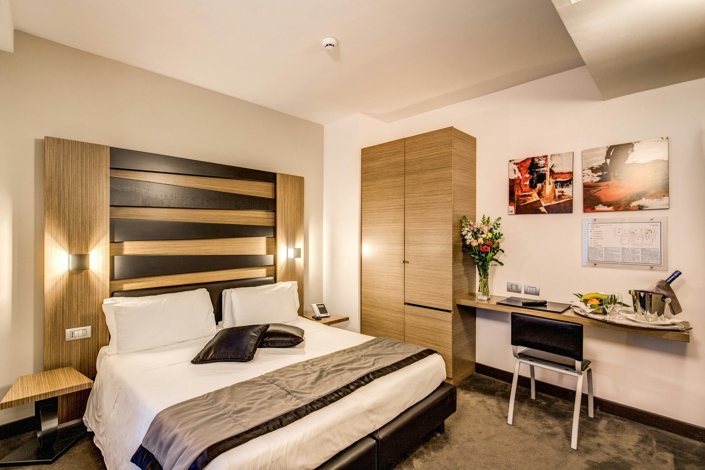 Trevi Hotel 38/79