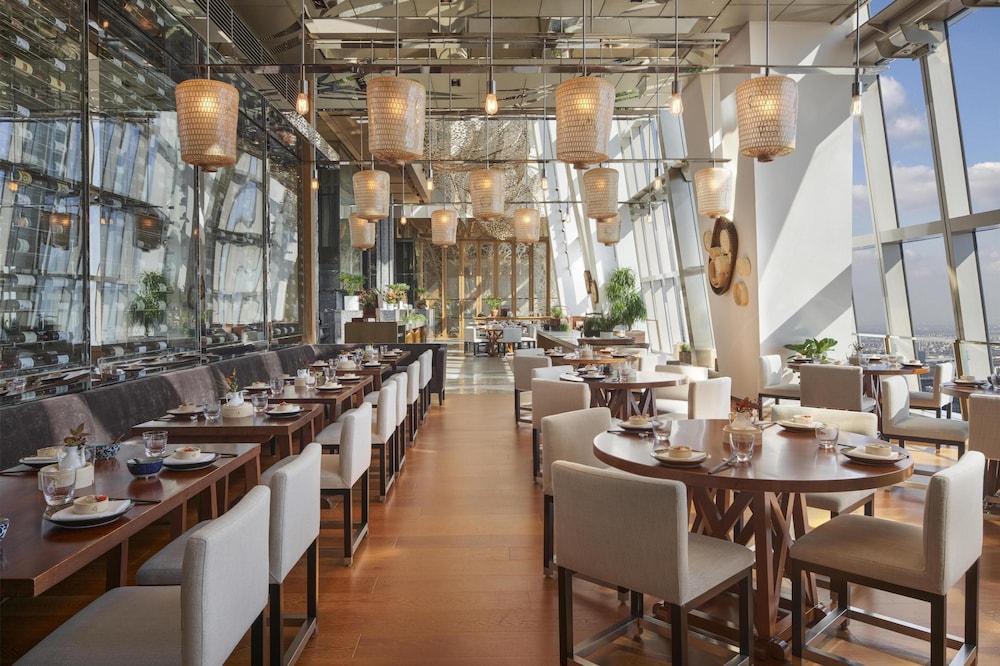 Park Hyatt Shanghai 52/68