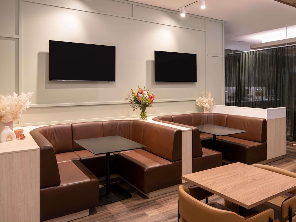 Mercure Melbourne Southbank 25/50