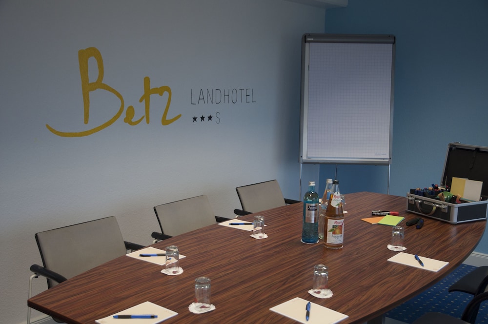 TRIP INN Landhotel Bad Soden-Salmuenster 36/50