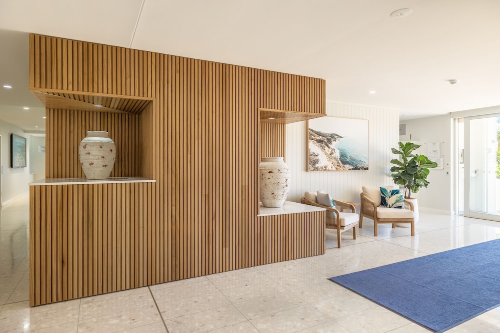 Aspect Caloundra 11/76