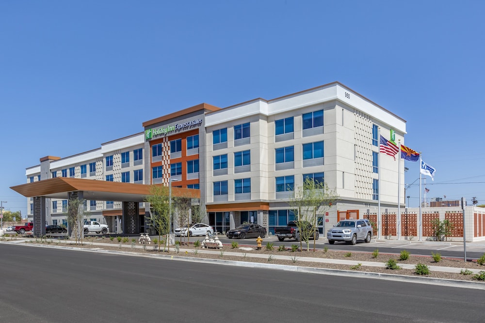 Holiday Inn Express Suites Phoenix Dwtn State Capitol 1/58