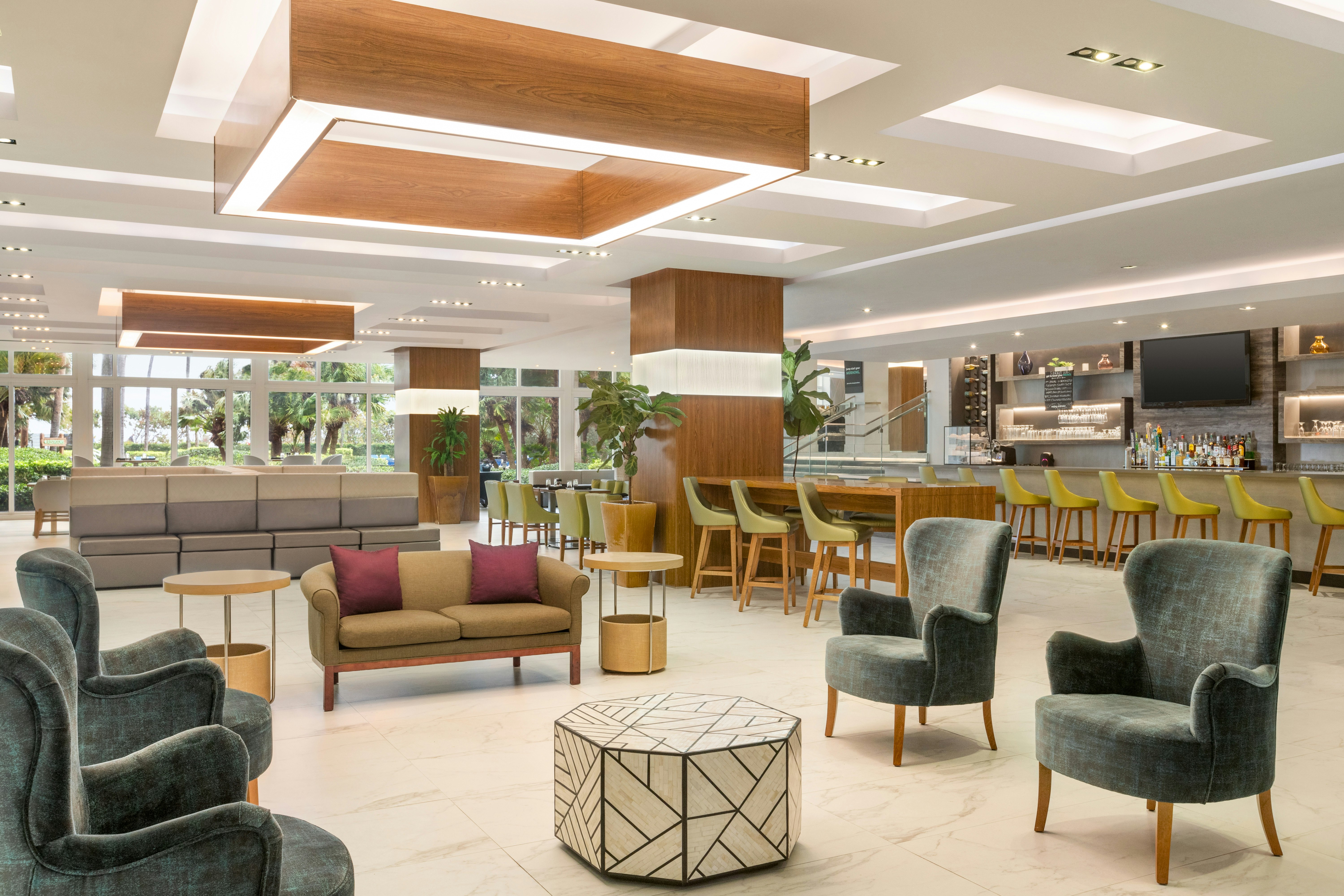 Holiday Inn Miami Beach Oceanfront Hotel 43/71