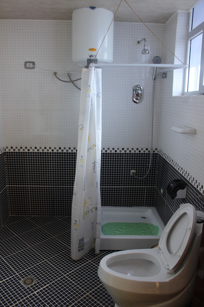 Oasis Hotel Apartment 56/57