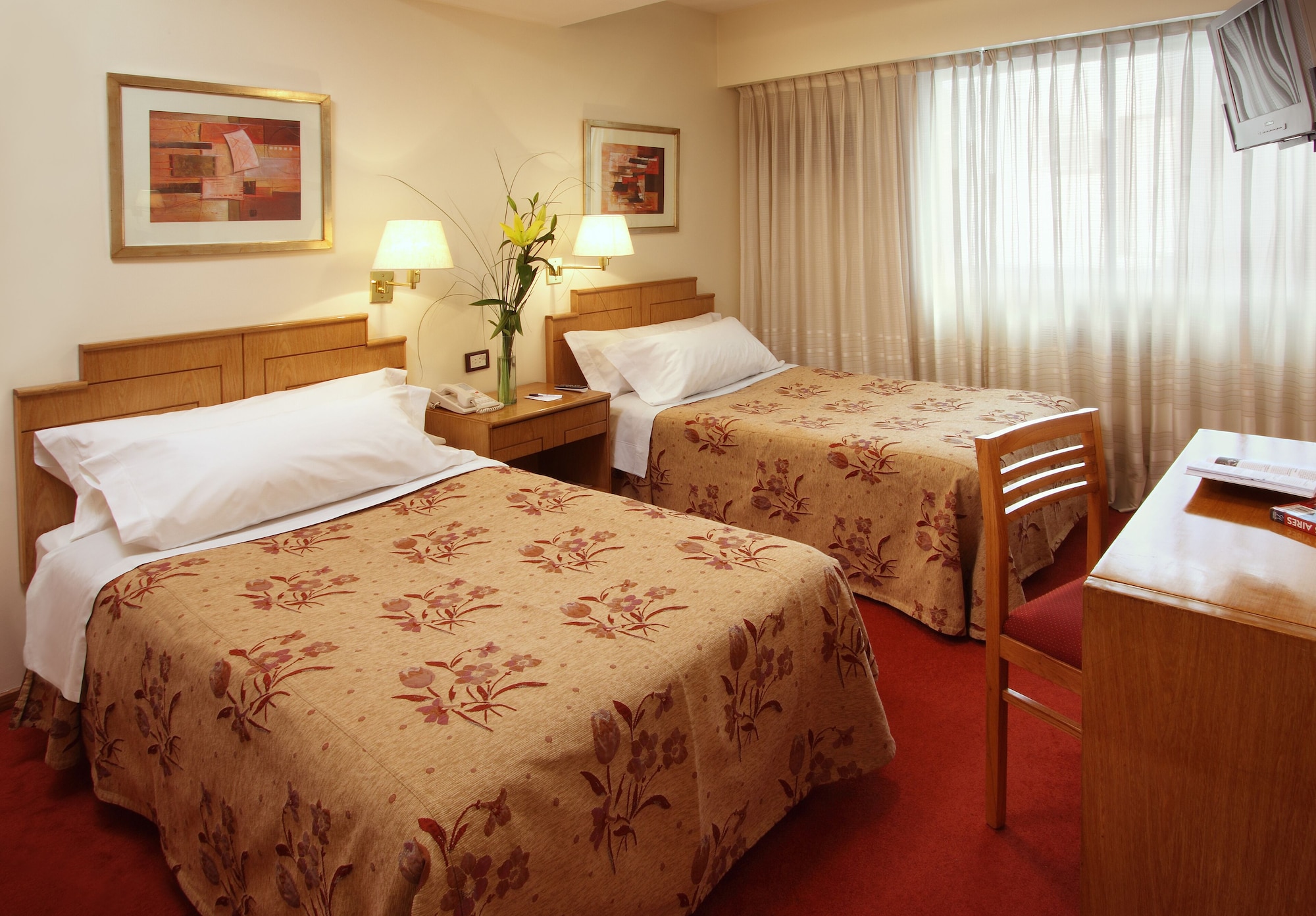 CLASSIC, TWIN BEDS