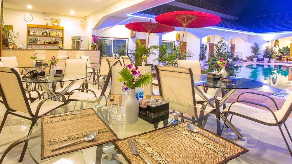 Nok Resort & Hotel 32/50