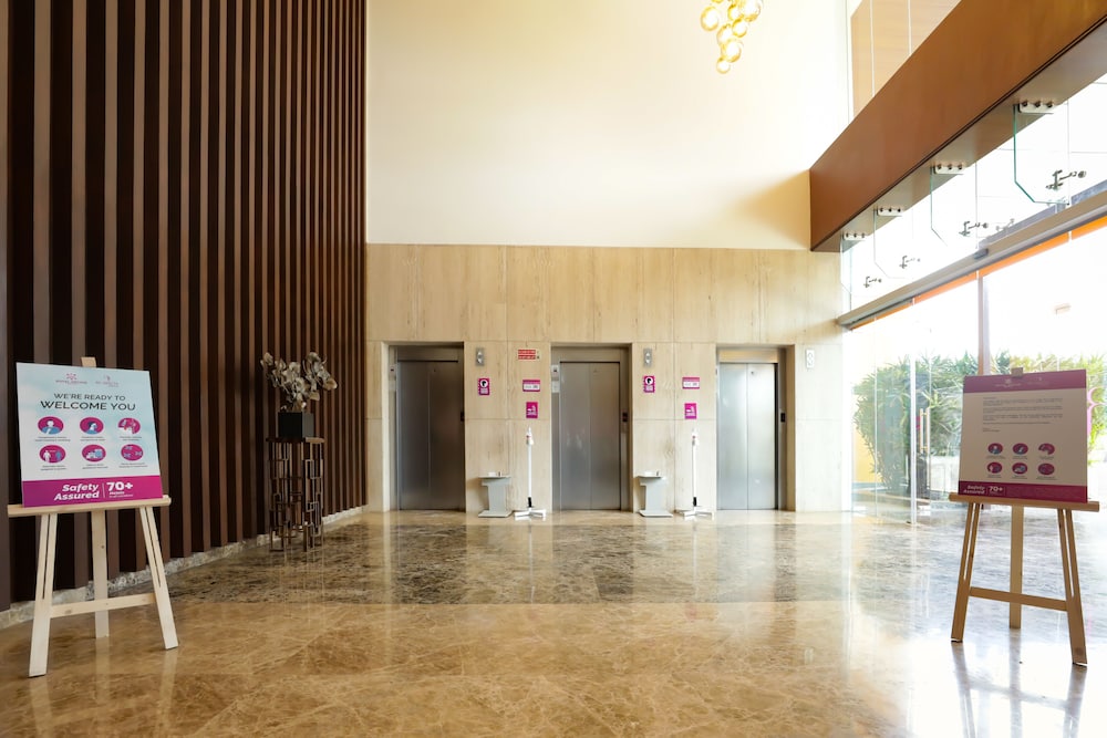 Regenta Suites Element One 16/50