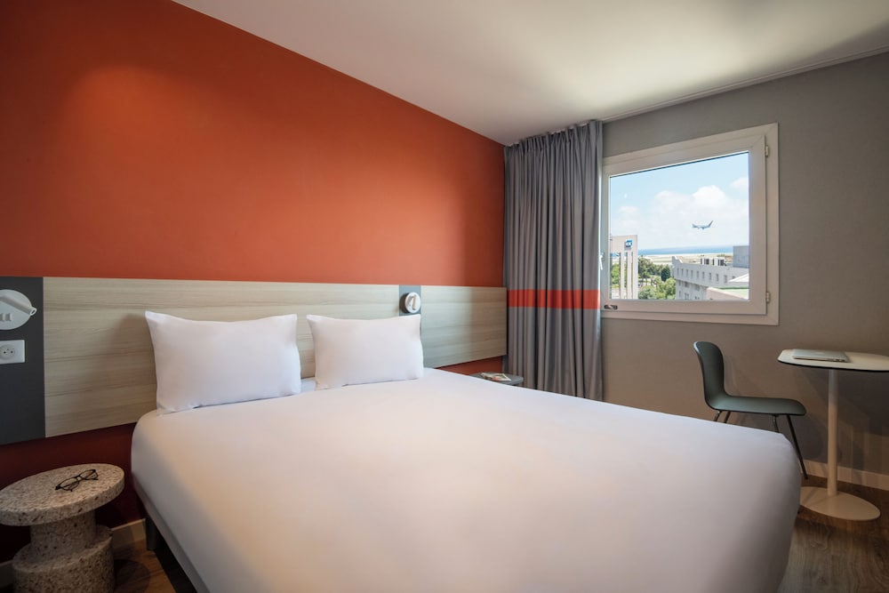Ibis Budget Nice Aeroport Promenade Des Anglais 29/56