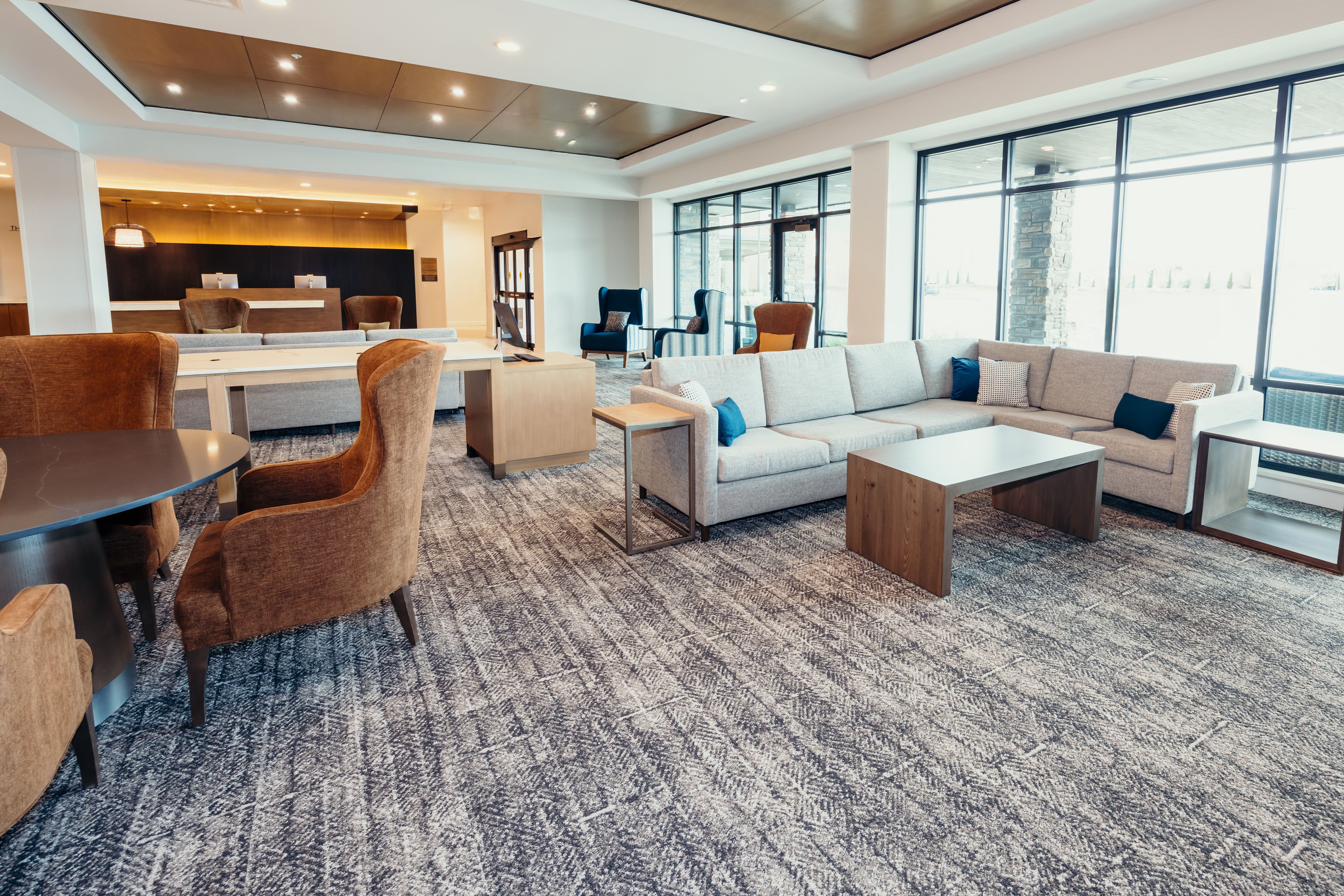 STAYBRIDGE SUITES Des Moines North - Ankeny an IHG Hotel 15/25