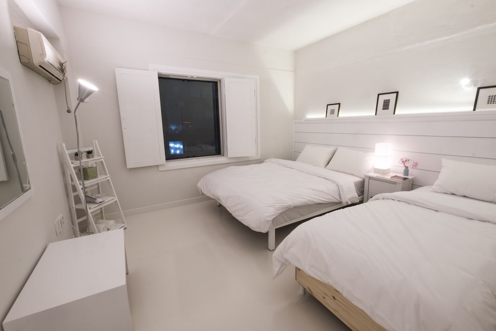 Canvas Hostel 18/54